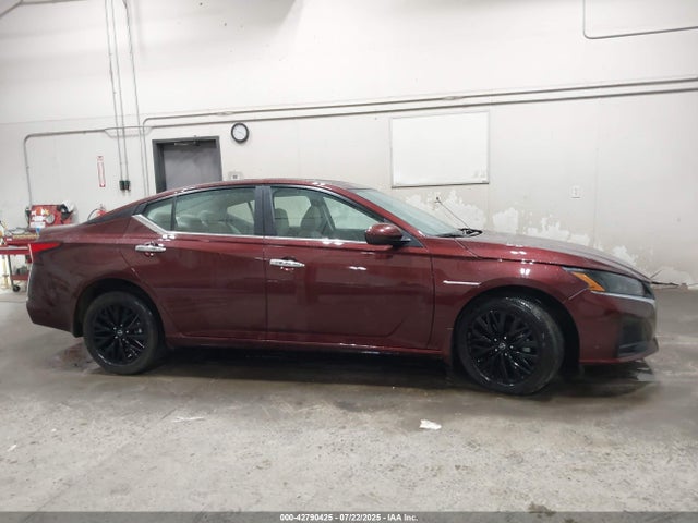 Nissan 2025 2025 1N4BL4DW2SN378015 Image 13