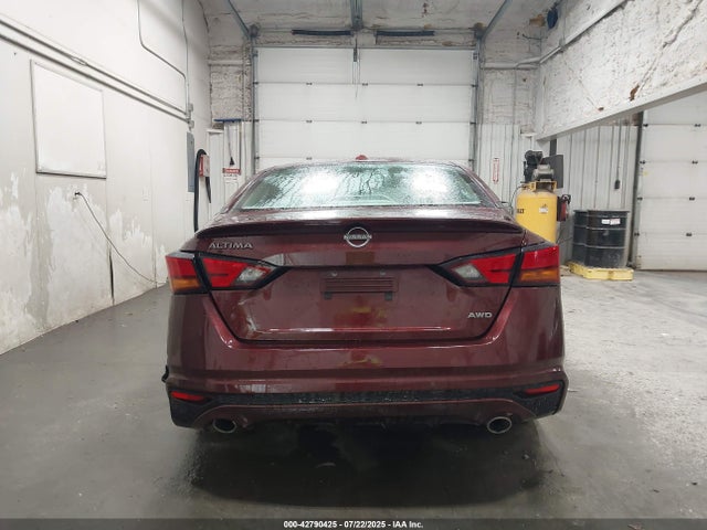 Nissan 2025 2025 1N4BL4DW2SN378015 Image 16