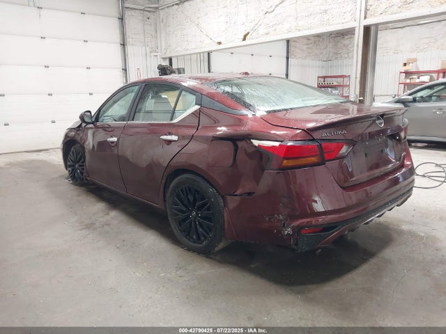 Nissan 2025 2025 1N4BL4DW2SN378015 Image 3