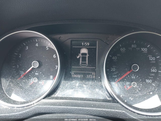 1VWBT7A34GC004401 Volkswagen 2016