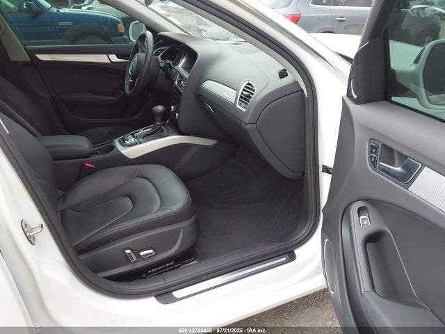 2013 AUDI A4 WAUKFCFL3DN015964 Photo 4