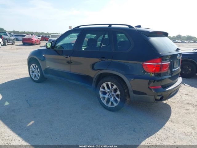2011 BMW X5 5UXZV4C55BL404970 Photo 2