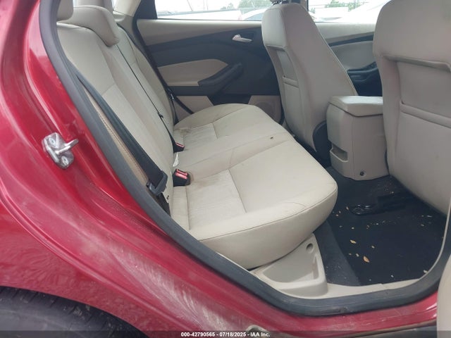 Ford 2016 2016 1FADP3F27GL241382 Image 8