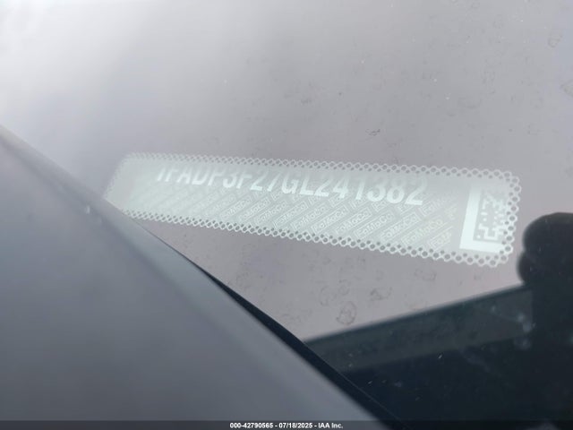 Ford 2016 2016 1FADP3F27GL241382 Image 9