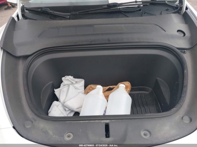 2021 TESLA MODEL Y 5YJYGAEE9MF183382 Photo 9
