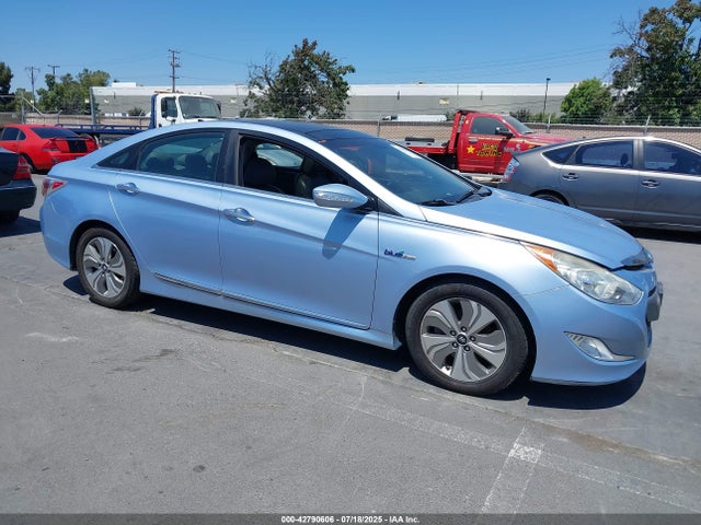 2013 Hyundai Sonata Hybrid Limited მანქანა იყიდება აუქციონზე, vin: KMHEC4A43DA075180, აუქციონის ნომერი: 42790606