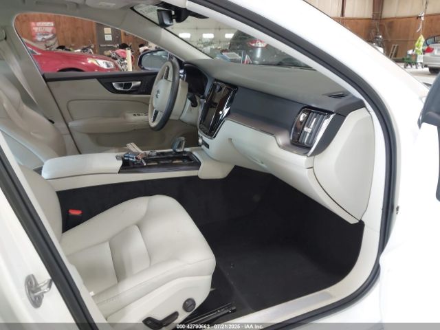 2024 VOLVO S60 RECHARGE PLUG-IN HYBRID 7JRH60FK5RG311147 Photo 4