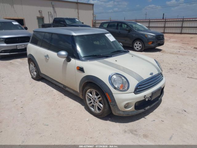 2011 MINI COOPER CLUBMAN WMWZF3C57BT188884 Photo 0