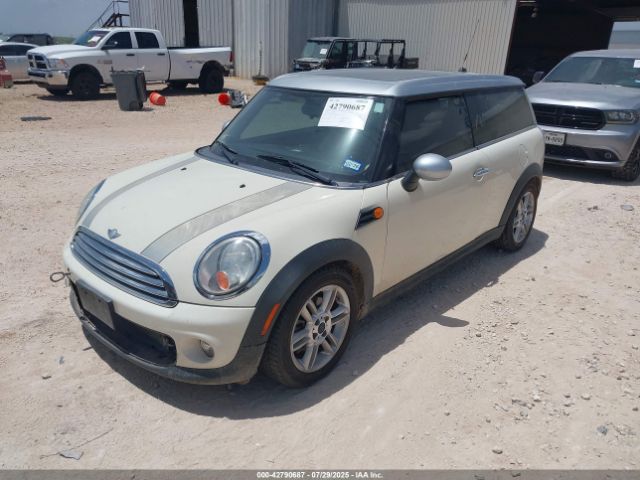 2011 MINI COOPER CLUBMAN WMWZF3C57BT188884 Photo 1