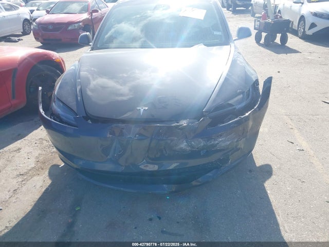 2025 Tesla Model 3 Long Range Rear-wheel Drive მანქანა იყიდება აუქციონზე, vin: 5YJ3E1EA2SF911828, აუქციონის ნომერი: 42790776