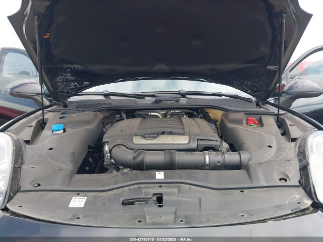 Porsche Cayenne 2018 WP1AA2A21JKA04981 Image 10