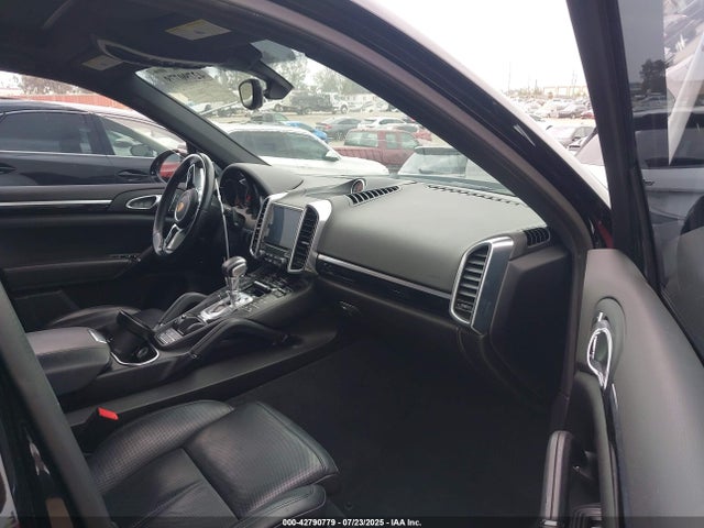 Porsche Cayenne 2018 WP1AA2A21JKA04981 Image 5