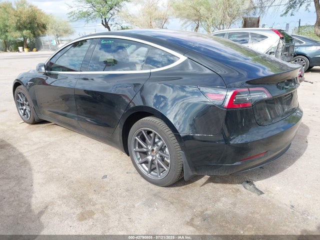 2018 TESLA MODEL 3 5YJ3E1EB1JF144299 Photo 2