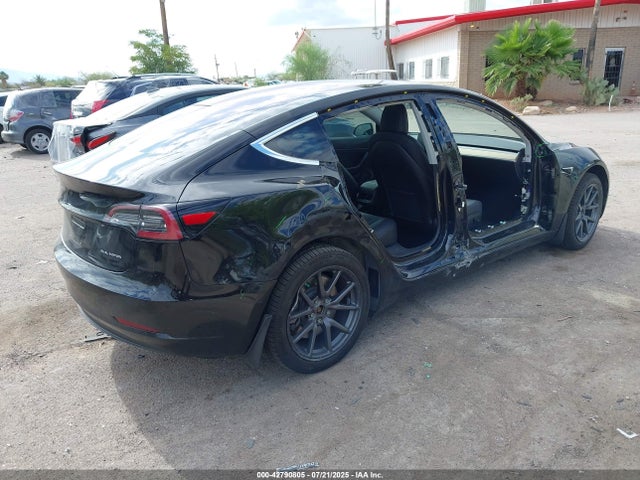 2018 TESLA MODEL 3 5YJ3E1EB1JF144299 Photo 3