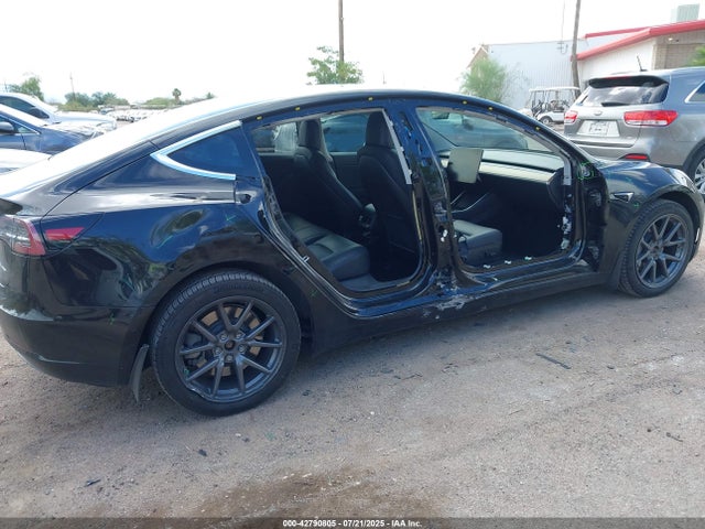 2018 TESLA MODEL 3 5YJ3E1EB1JF144299 Photo 5
