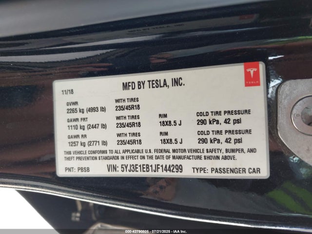 2018 TESLA MODEL 3 5YJ3E1EB1JF144299 Photo 8