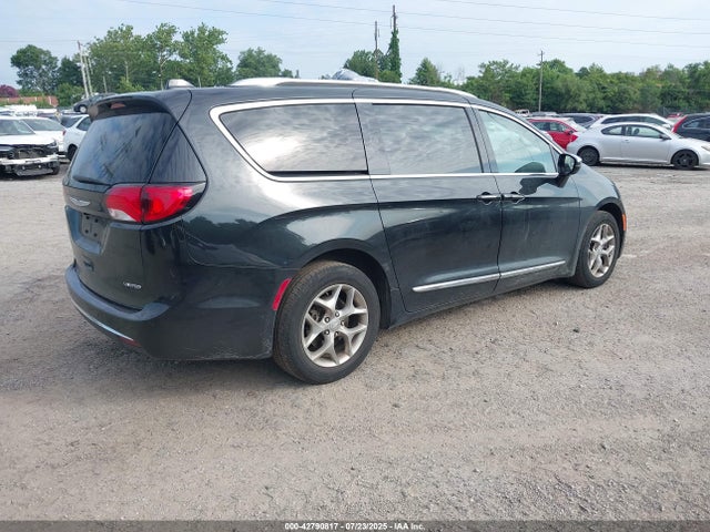 2C4RC1GGXHR723380 Chrysler Pacifica