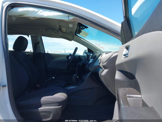1G1JC6SHXE4103078 Chevrolet luw
