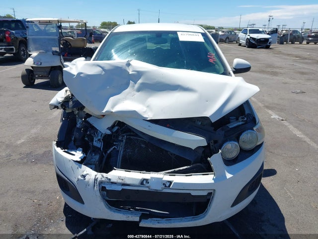 1G1JC6SHXE4103078 Chevrolet luw