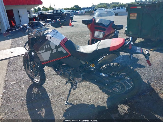 Ducati Desert X 2023 ZDMXANDTXPB006209 Image 13