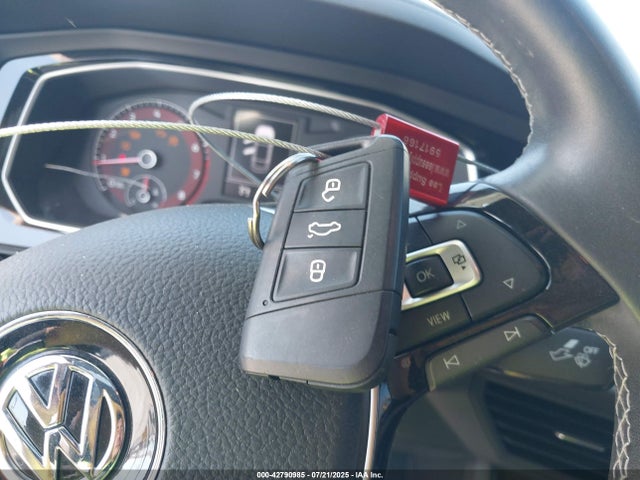 3VWC57BU8MM002313 Volkswagen tsi