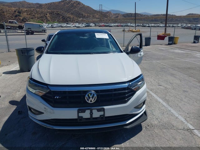 3VWC57BU8MM002313 Volkswagen tsi