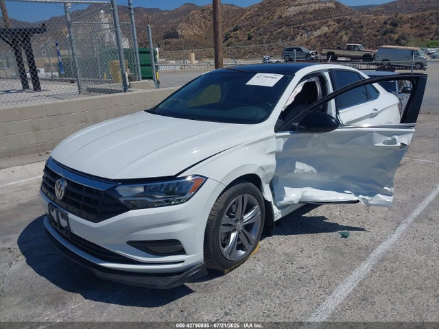 3VWC57BU8MM002313 Volkswagen tsi