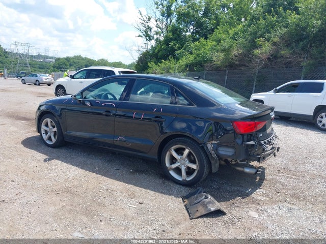 WAUB8GFF5G1077647 Audi A3