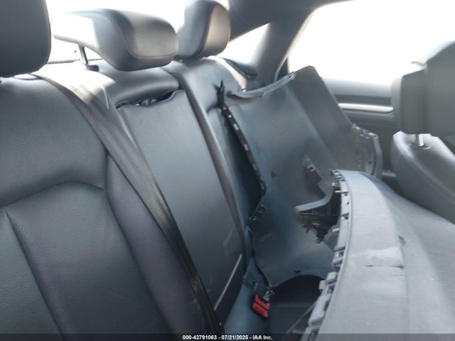 WAUB8GFF5G1077647 Audi A3