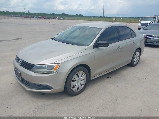 3VW1K7AJ5EM242038 Volkswagen 2014