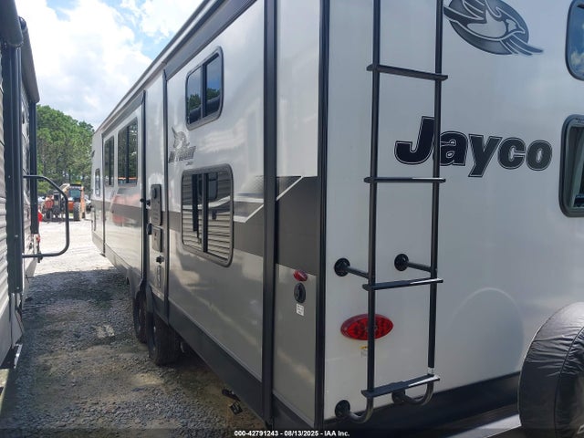 1UJBC0BT5R17T0159 Jayco Jayfl184bh