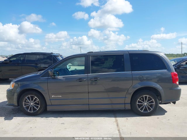 2C4RDGCG1HR859063 Dodge 2017