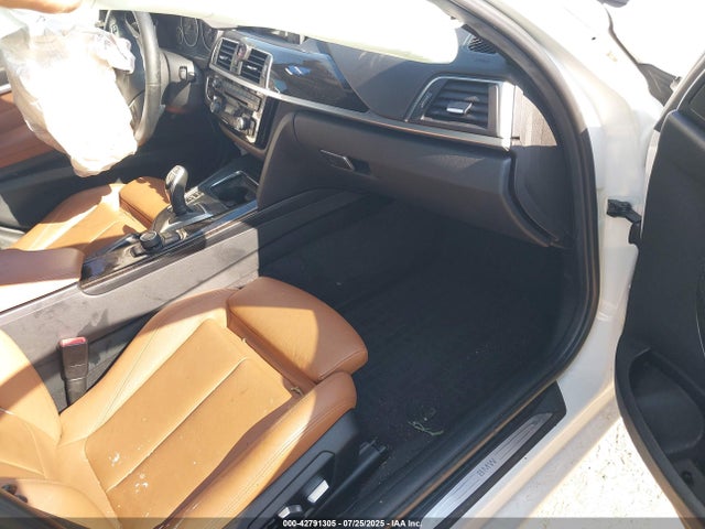 WBA8B9G53HNU49106 BMW 330I