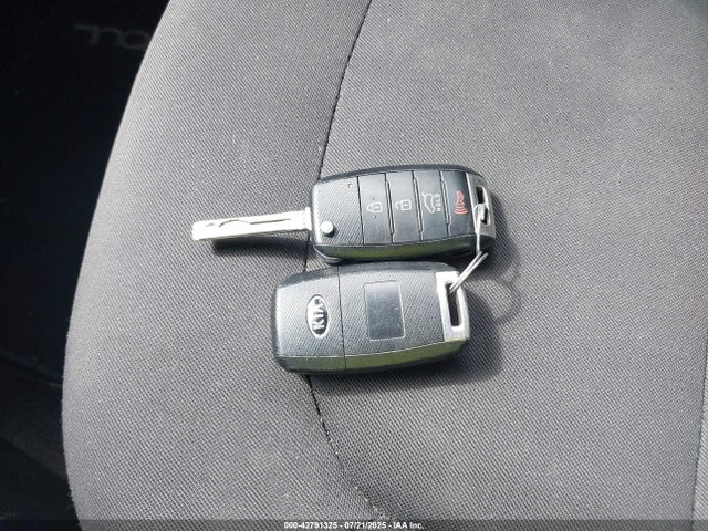 KIA dohc gdi gamma 2015 KNDJN2A26F7142922 Image 11