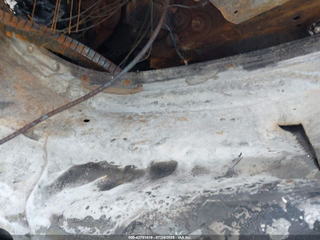 2011 BMW 335IS WBADX1C59BE570480 Photo 8