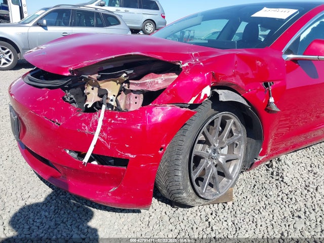 2018 TESLA MODEL 3 5YJ3E1EB3JF104712 Photo 5