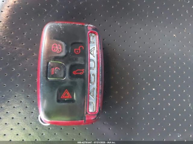 2015 JAGUAR XF SAJWA0F7XF8U61777 Photo 10