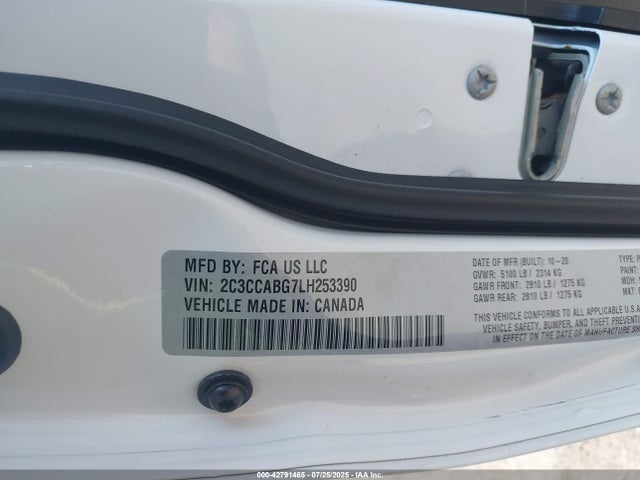 2C3CCABG7LH253390 Chrysler 2020