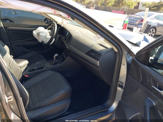 3VW7M7BU5NM023433 Volkswagen 1.5 tsi