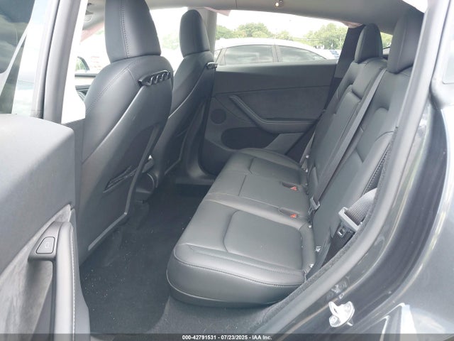 7SAYGDEE3SA361379 Tesla 2025
