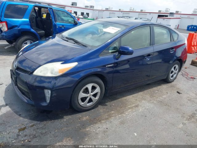 2014 TOYOTA PRIUS JTDKN3DU2E1743561 Photo 5