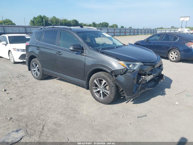 2017 TOYOTA RAV4 JTMWFREV8HJ127411