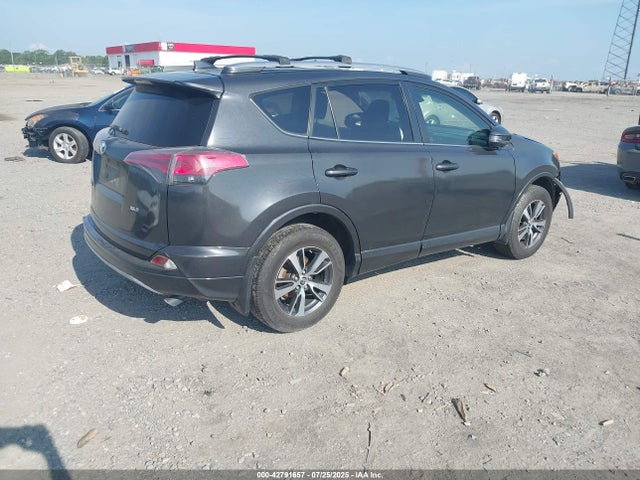 2017 TOYOTA RAV4 JTMWFREV8HJ127411 Photo 3