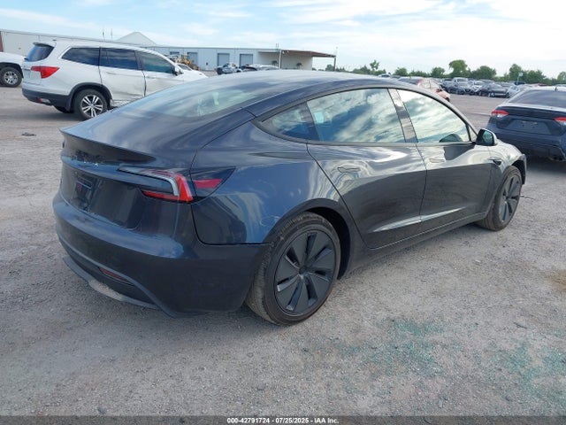 2025 TESLA MODEL 3 5YJ3E1EA5SF008458 Photo 3