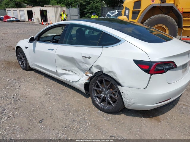 2020 TESLA MODEL 3 5YJ3E1EB6LF650486 Photo 2
