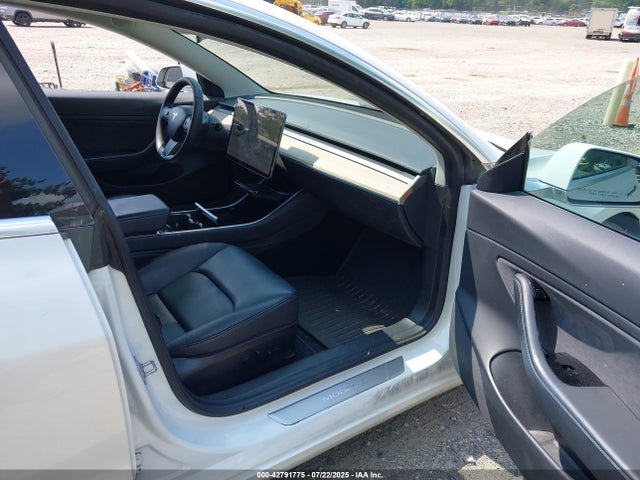 2020 TESLA MODEL 3 5YJ3E1EB6LF650486 Photo 4