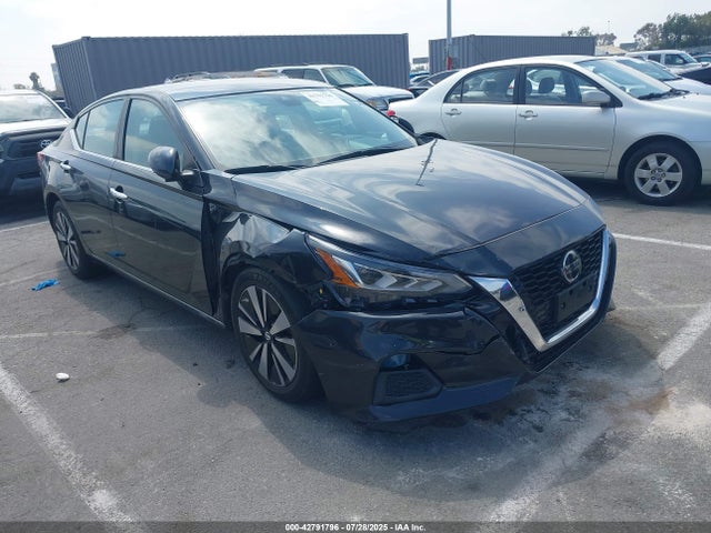 Auction sale of the 2021 Nissan Altima Sv Fwd, vin: 1N4BL4DVXMN365412, lot number: 42791796