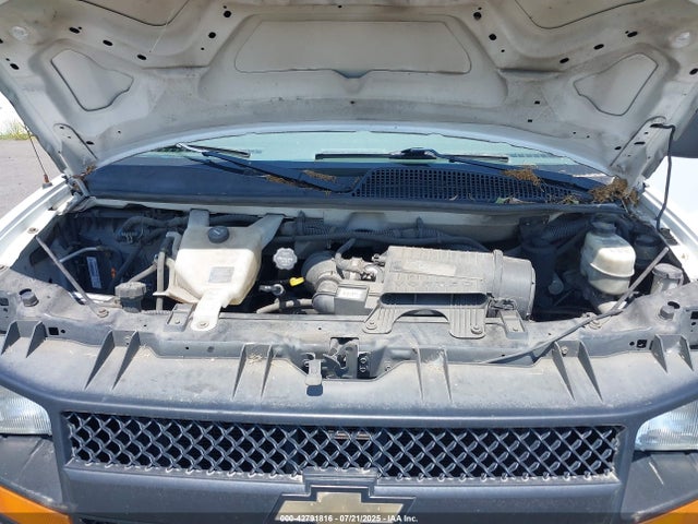 Chevrolet l20 2015 1GCWGFCF2F1235897 Image 10