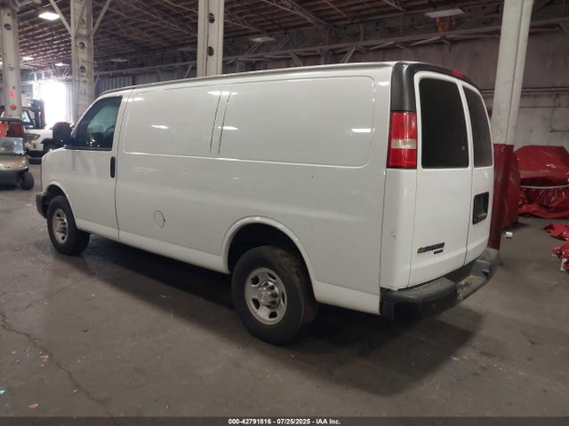 Chevrolet l20 2015 1GCWGFCF2F1235897 Image 3