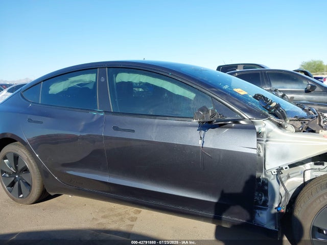 5YJ3E1EA3SF980351 Tesla MODEL 3